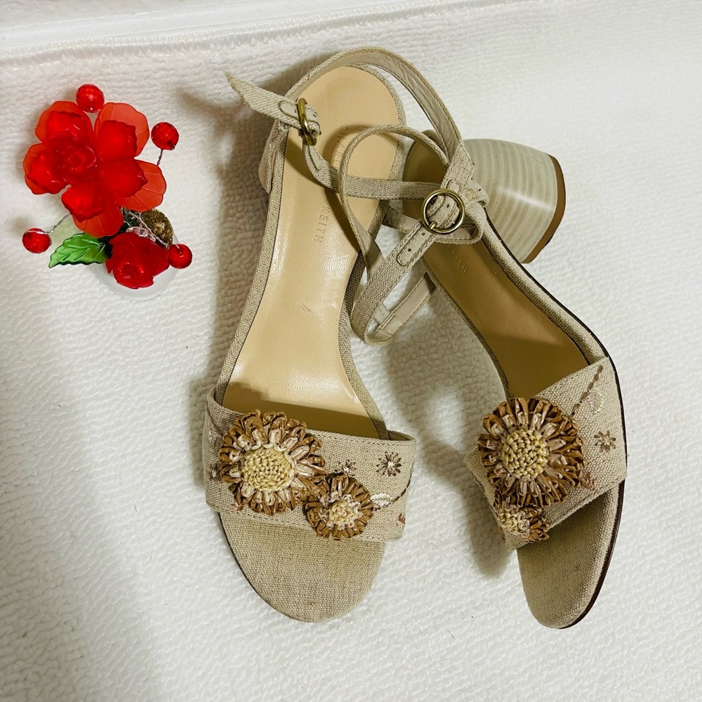Charles & Keith Sandals Size 6